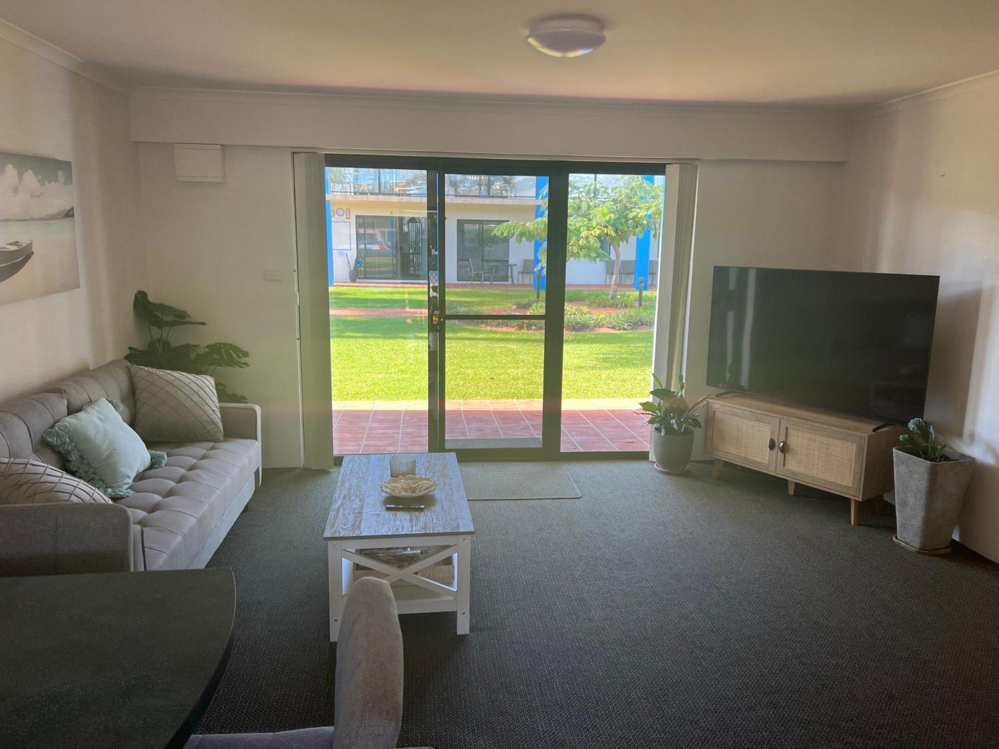 Nautilus Hamptons Style Luxury Beach Apartment Merimbula Ngoại thất bức ảnh